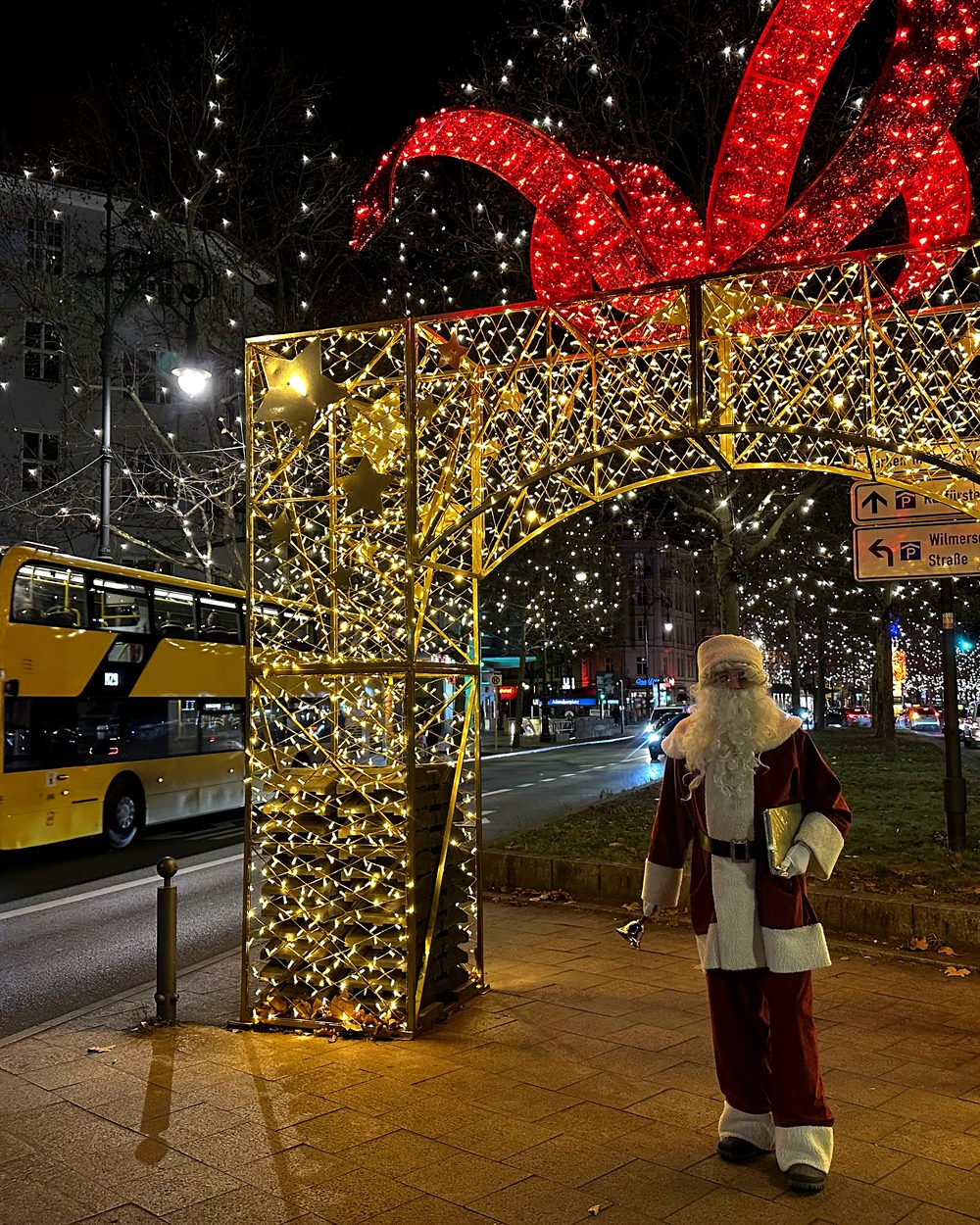Weihnachtsmann in Berlin – Am Kurfürstendamm